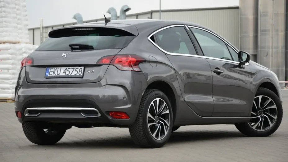 CITROEN DS4 -