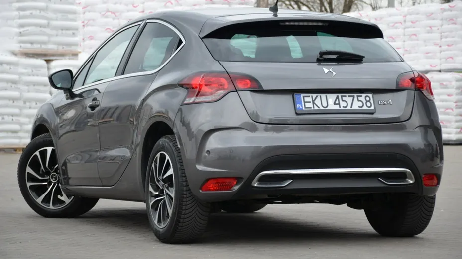 CITROEN DS4 -
