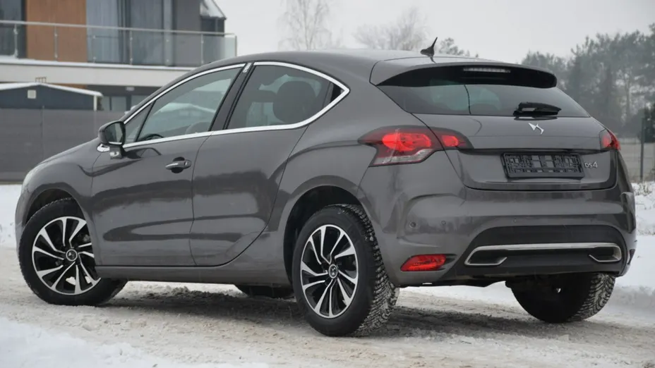 CITROEN DS4 -