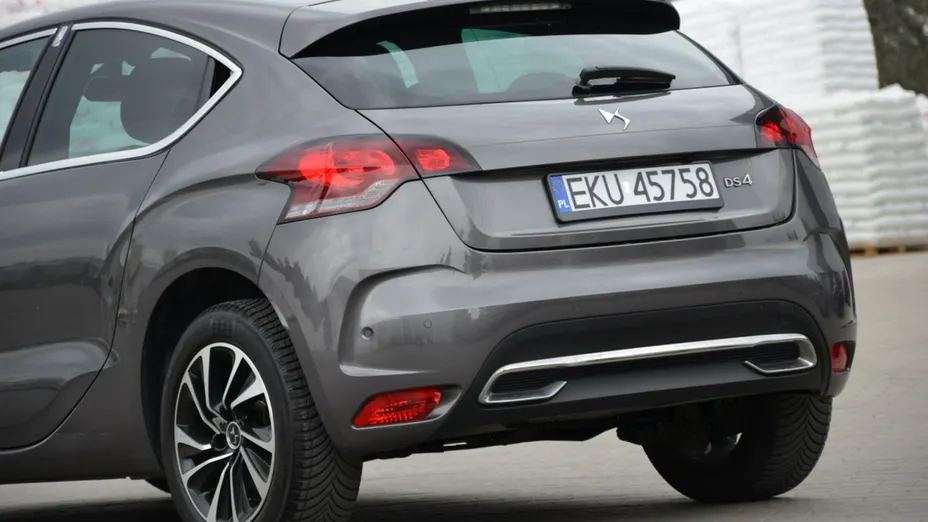 CITROEN DS4 -