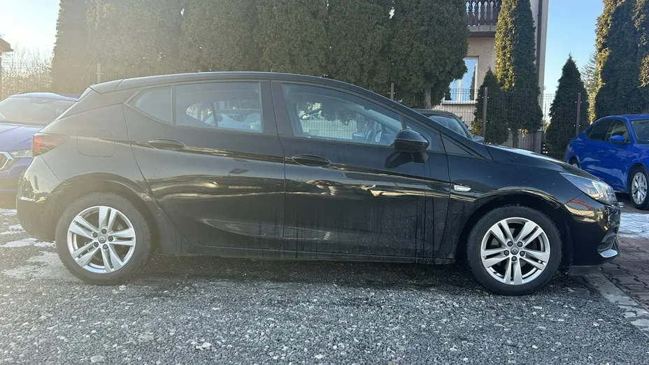 OPEL Astra -