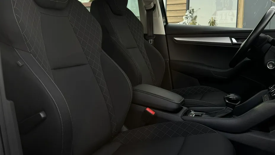 SKODA Karoq -