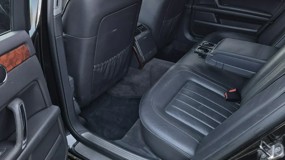 VOLKSWAGEN Phaeton -