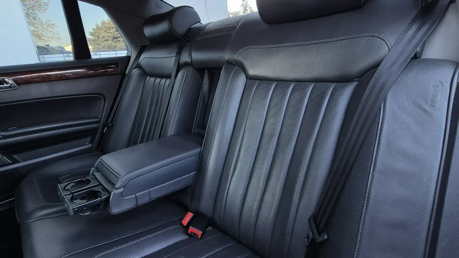 VOLKSWAGEN Phaeton -