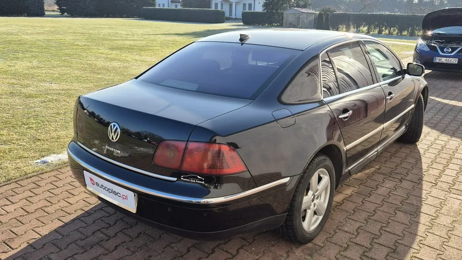 VOLKSWAGEN Phaeton -