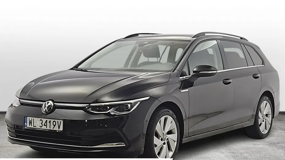 VOLKSWAGEN Golf -