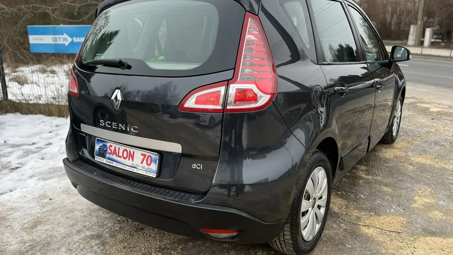 RENAULT Scenic -