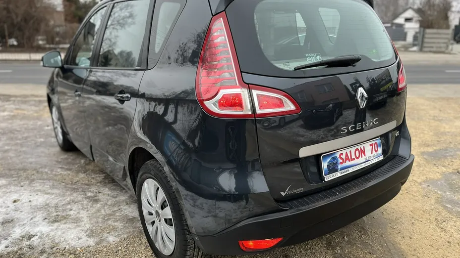 RENAULT Scenic -