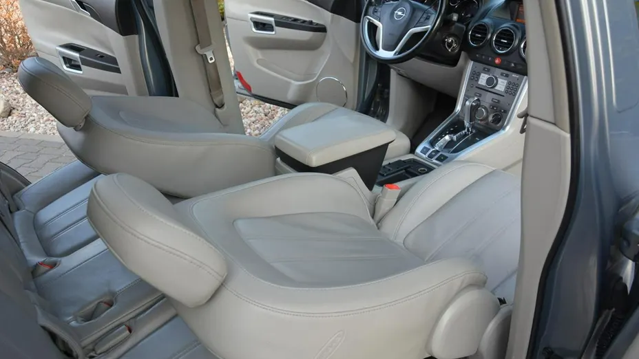OPEL Antara -