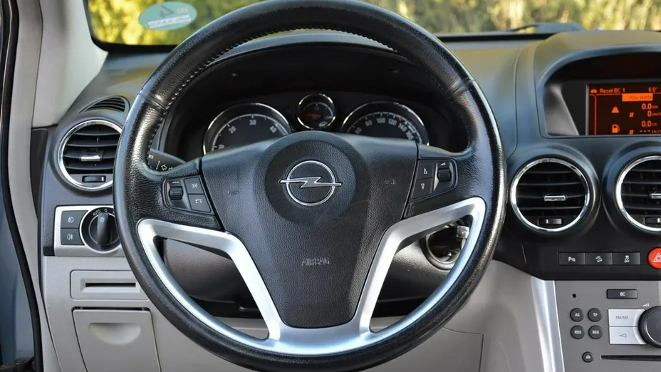 OPEL Antara -