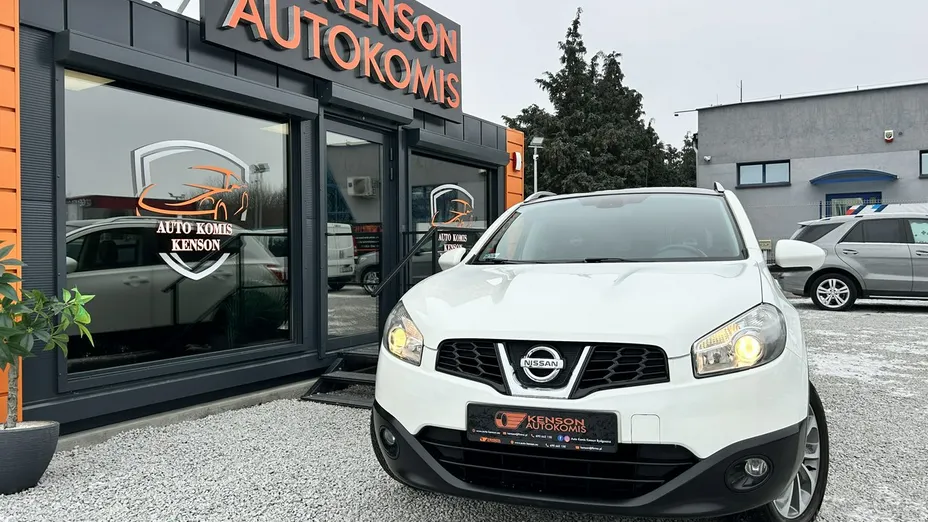 NISSAN Qashqai -