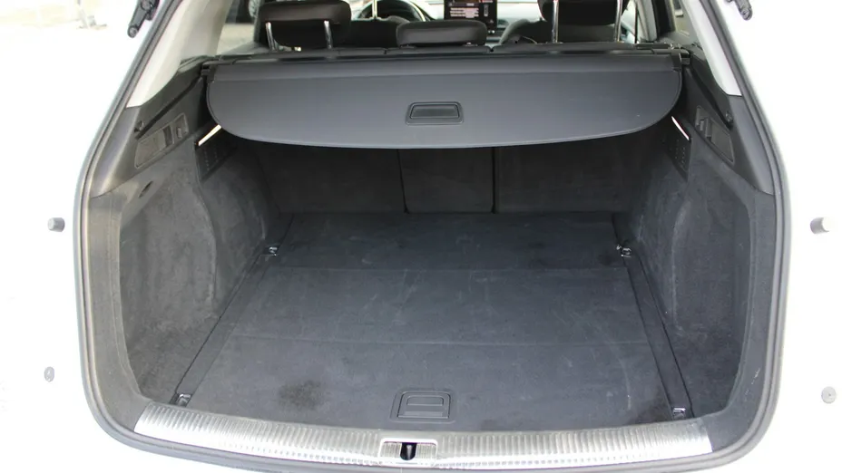 AUDI Q5 -