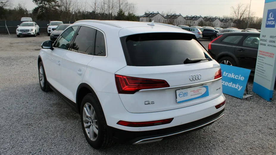 AUDI Q5 -