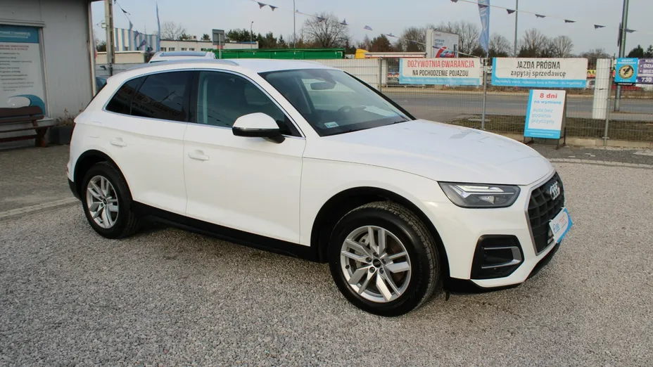 AUDI Q5 -