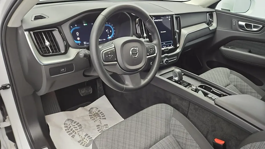VOLVO XC60 -