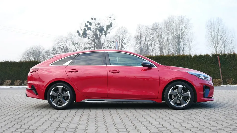 KIA ProCeed -