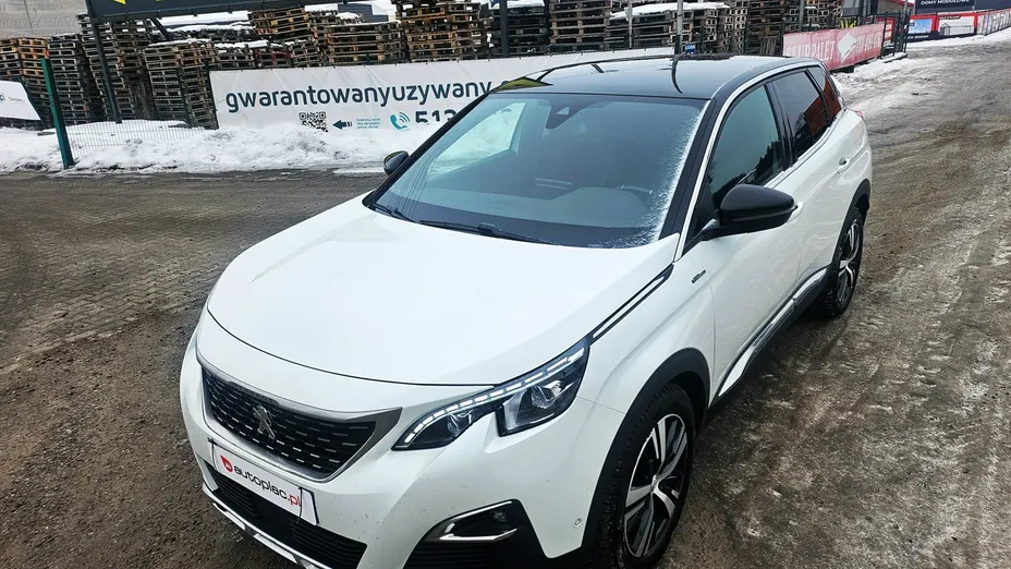 PEUGEOT 3008 -