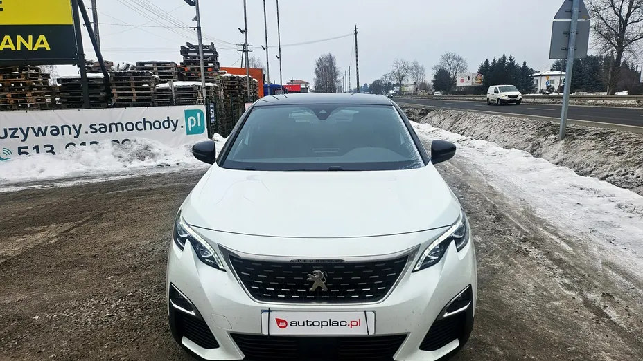 PEUGEOT 3008 -