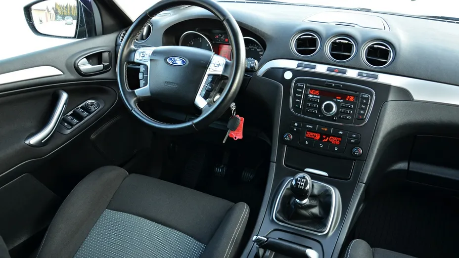 FORD S-MAX -