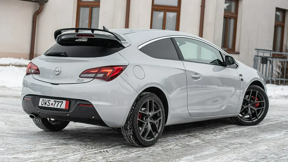 OPEL Astra -