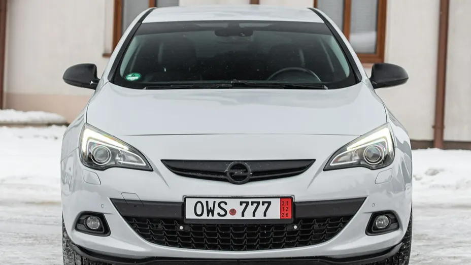 OPEL Astra -