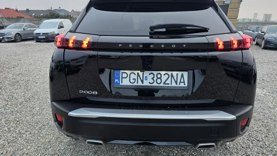 PEUGEOT 2008 -
