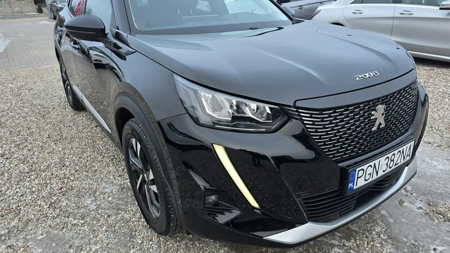 PEUGEOT 2008 -
