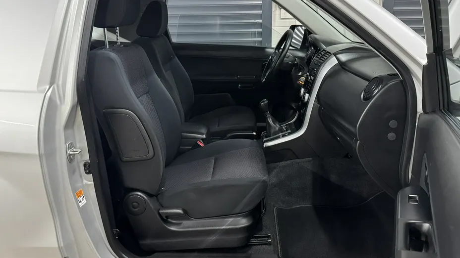 SUZUKI Grand Vitara -