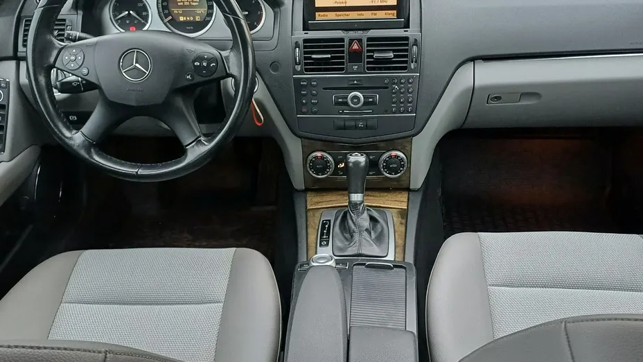 MERCEDES-BENZ C Klasa -