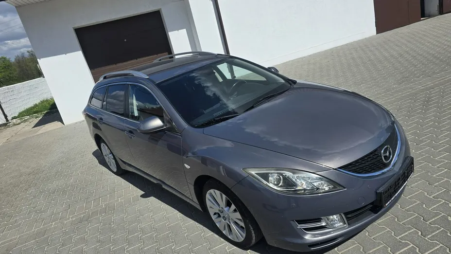 MAZDA 6 -