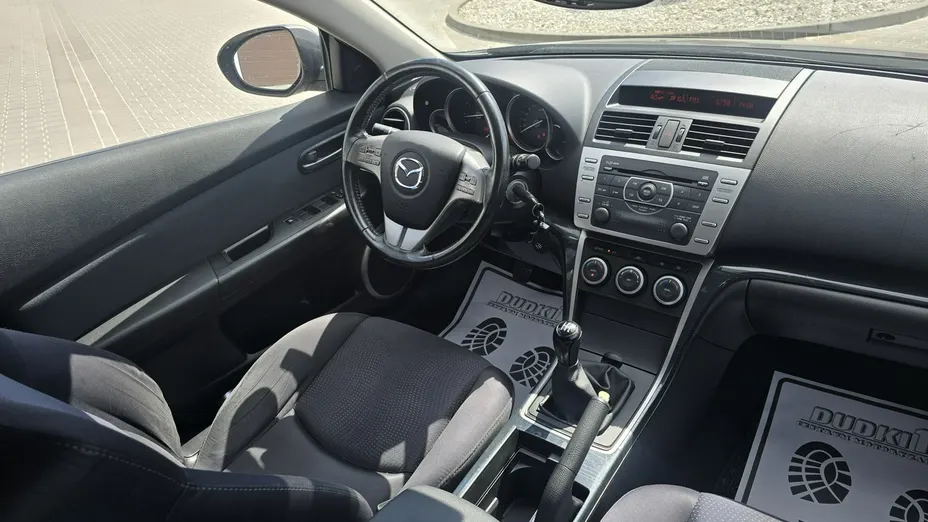MAZDA 6 -