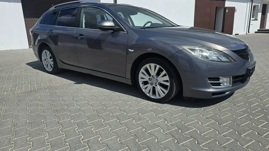 MAZDA 6 -