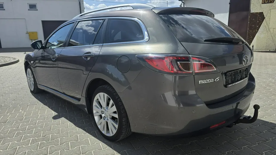 MAZDA 6 -