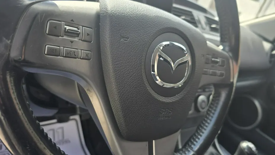 MAZDA 6 -