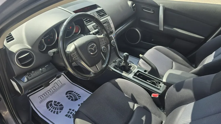 MAZDA 6 -