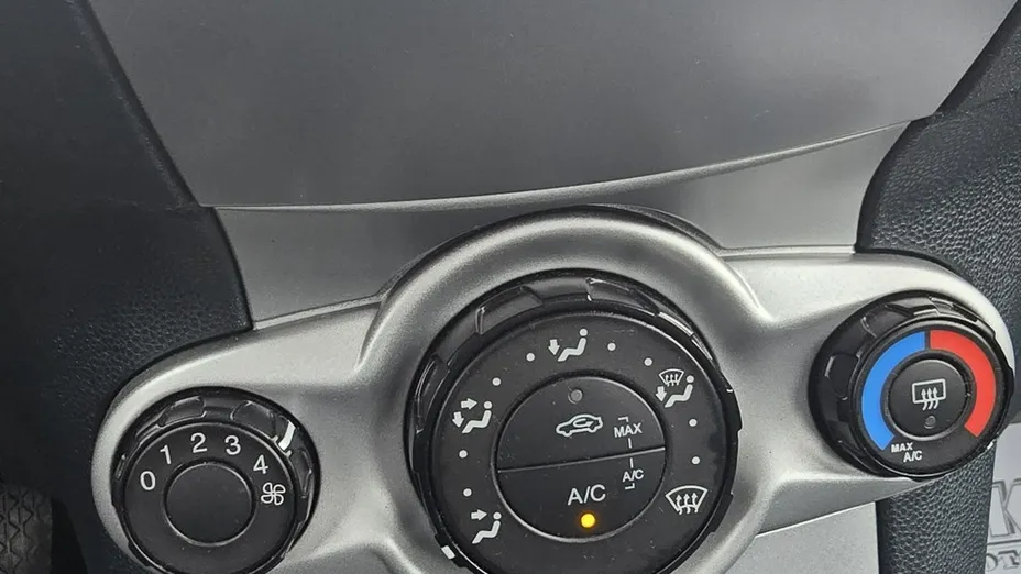 FORD Fiesta -