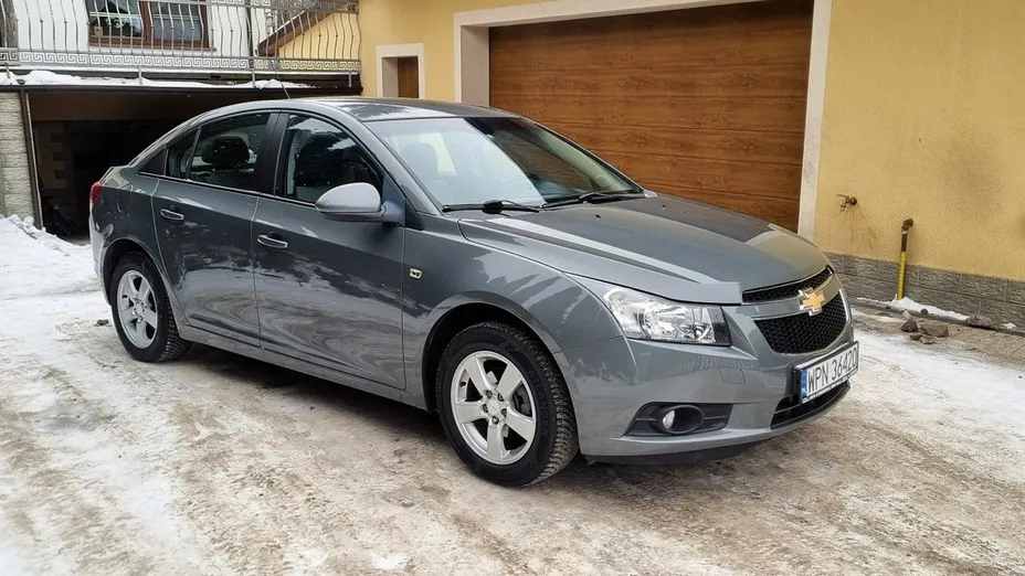 CHEVROLET Cruze -
