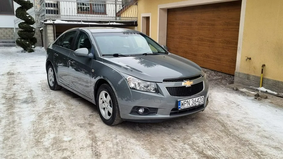CHEVROLET Cruze -