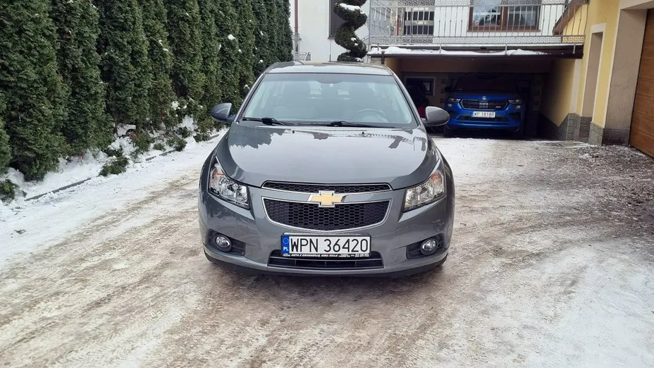 CHEVROLET Cruze -