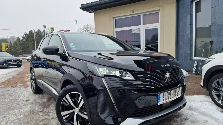 PEUGEOT 3008 -
