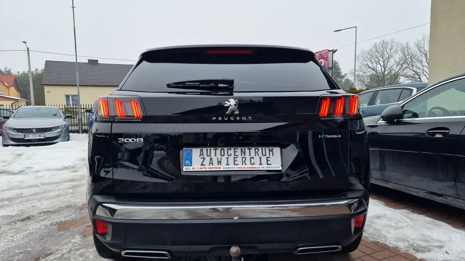 PEUGEOT 3008 -