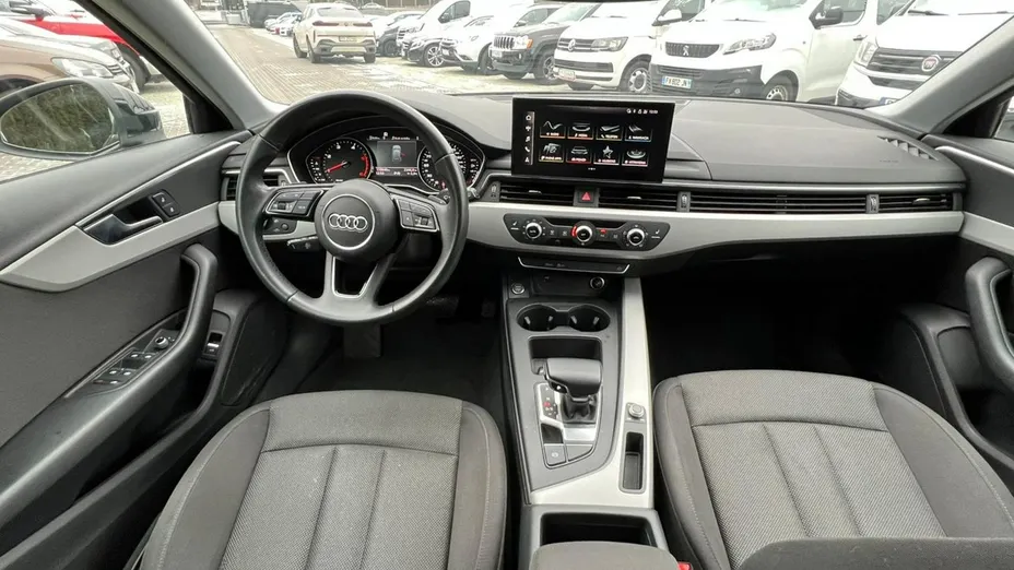 AUDI A4 -