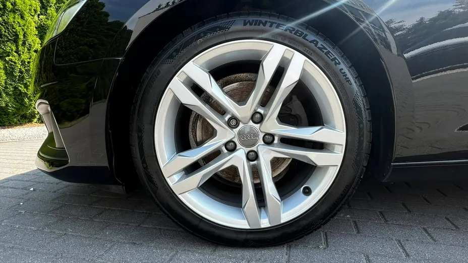 AUDI A4 Avant -