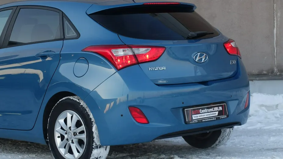 HYUNDAI i30 -