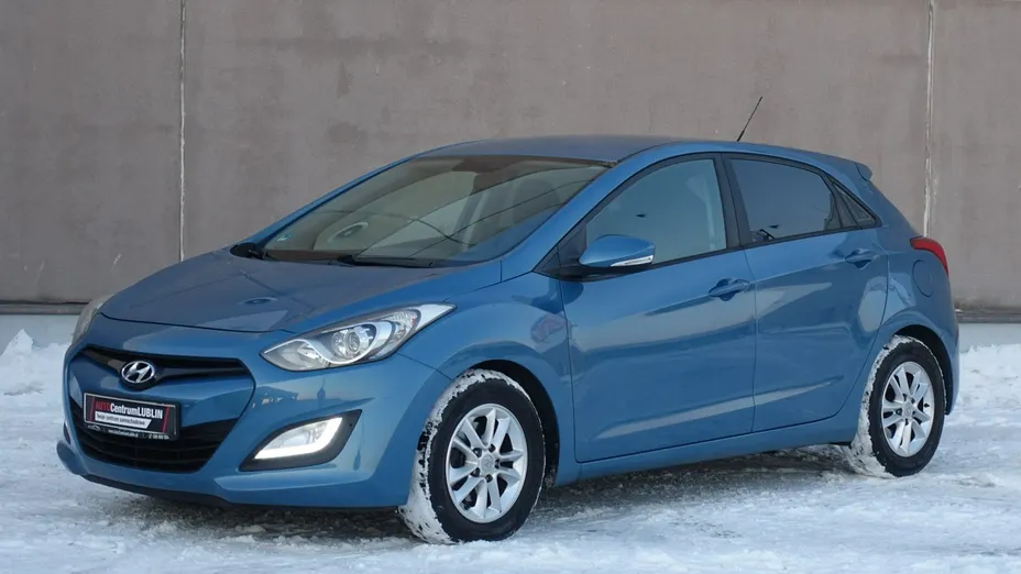 HYUNDAI i30 -