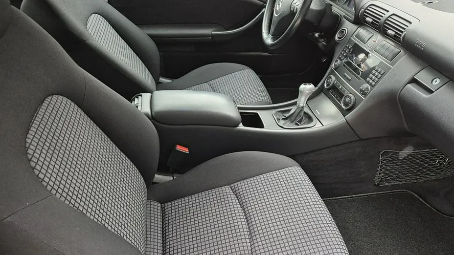 MERCEDES-BENZ C Klasa -