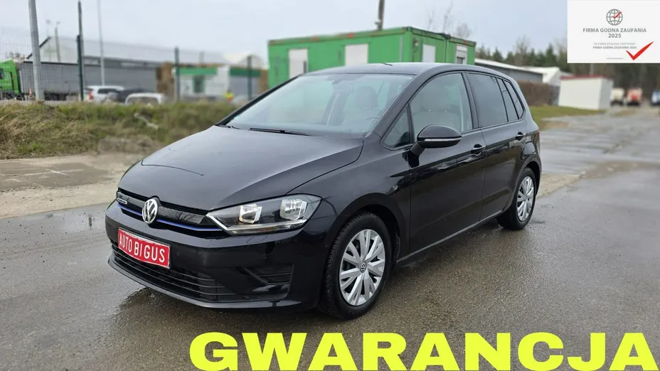 VOLKSWAGEN Golf Sportsvan -