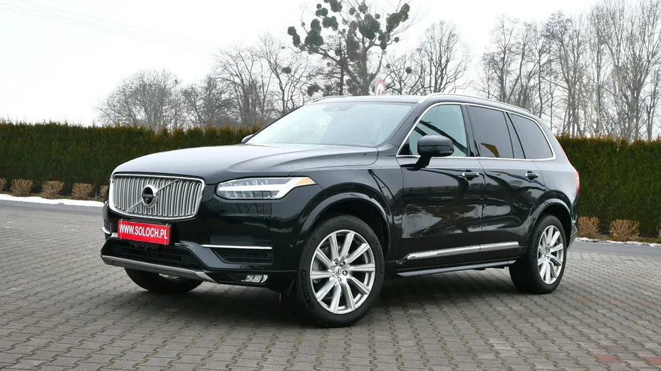 VOLVO XC90 -