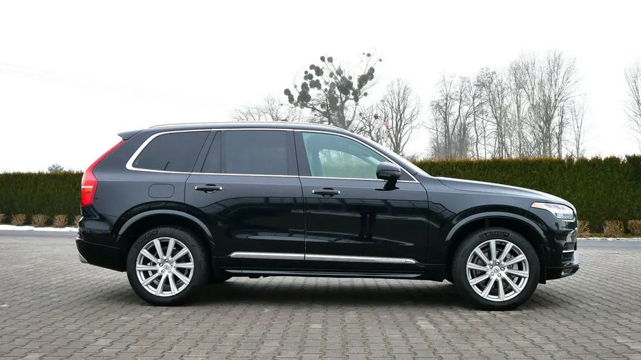 VOLVO XC90 -