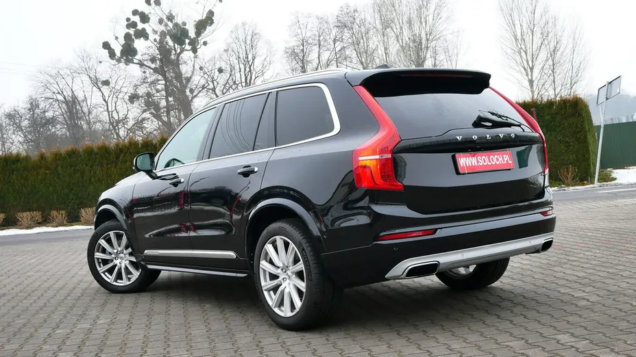 VOLVO XC90 -